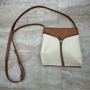 Vera Pelle Crossbody Women Purse Italian Leather Zipper Pockets Adjustable Strap